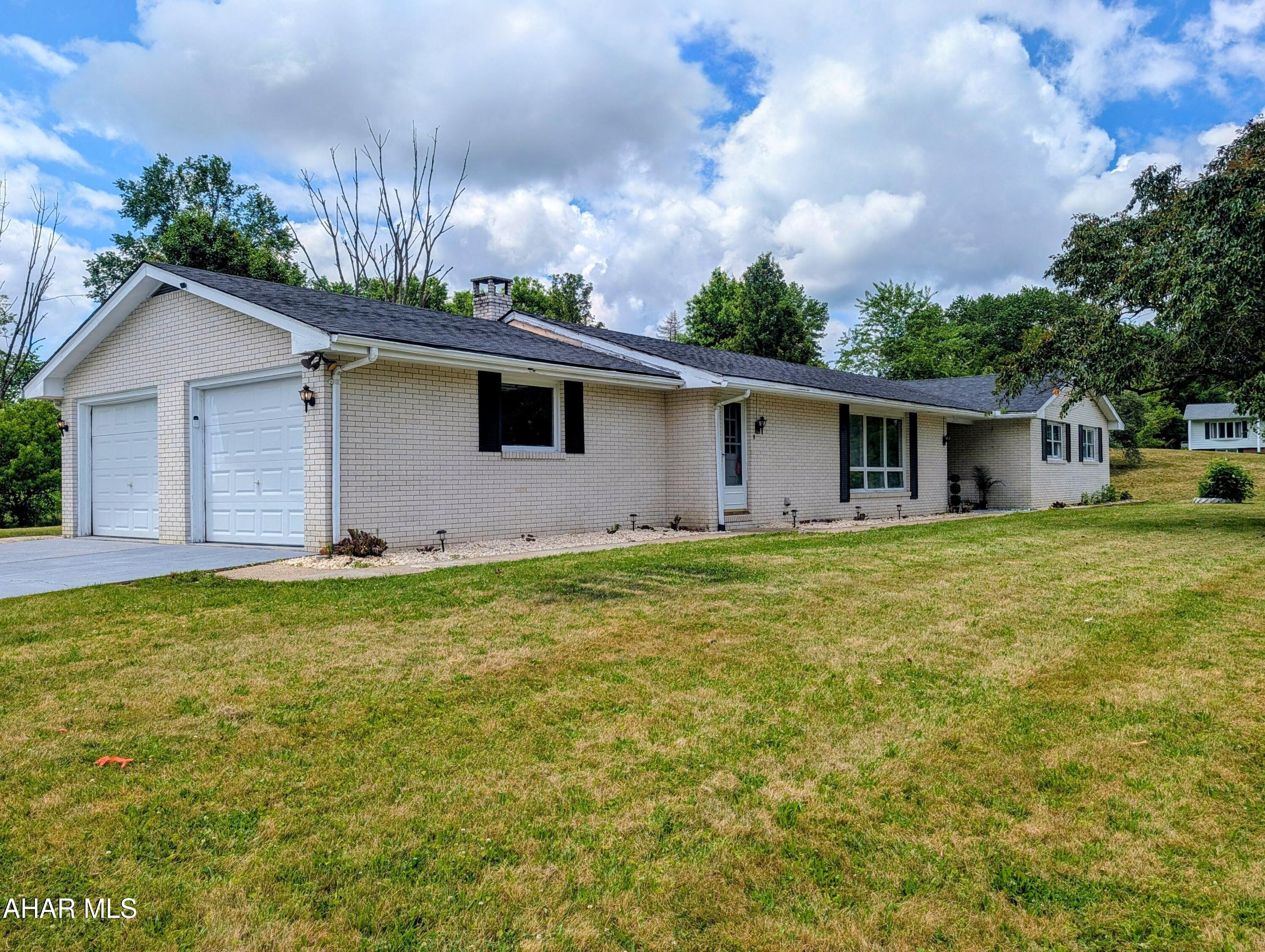110 Sycamore Road Fishertown, PA 15539 - Photo 2 of 59