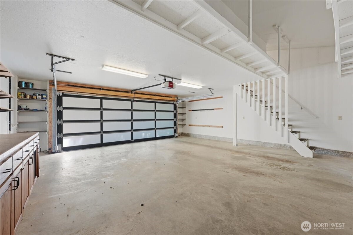 9418 Odin Way Bothell, WA 98011 - Photo 36 of 39 a view of a garage