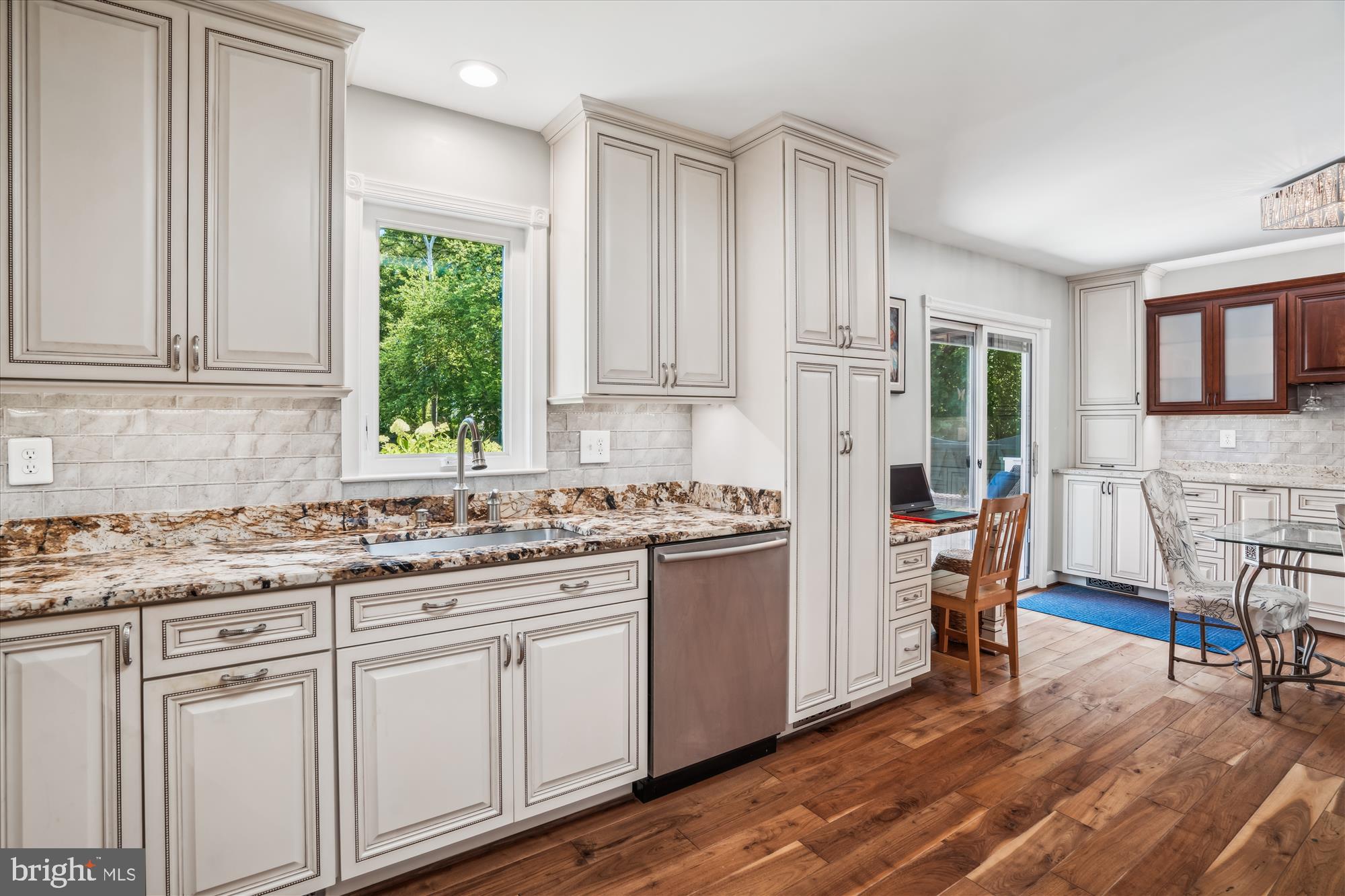 8122 Elizabeth Road Pasadena, MD 21122 - Photo 13 of 40 Granite Countertops