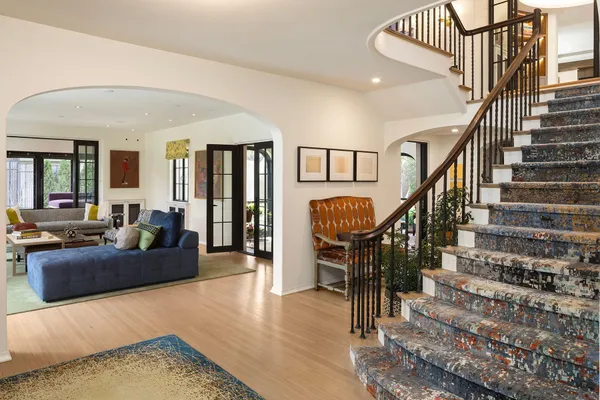 $4,599,000 | 2388 West Lake Of The Isles Parkway, Minneapolis, MN 55405