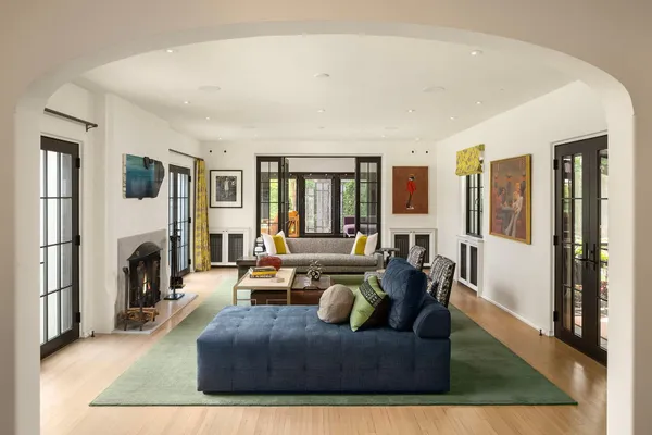 $4,599,000 | 2388 West Lake Of The Isles Parkway, Minneapolis, MN 55405