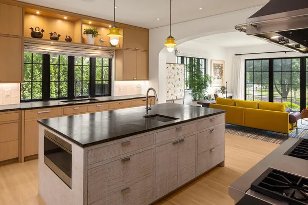 $4,599,000 | 2388 West Lake Of The Isles Parkway, Minneapolis, MN 55405