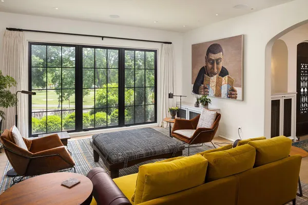 $4,599,000 | 2388 West Lake Of The Isles Parkway, Minneapolis, MN 55405