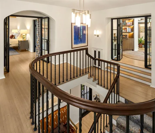 $4,599,000 | 2388 West Lake Of The Isles Parkway, Minneapolis, MN 55405