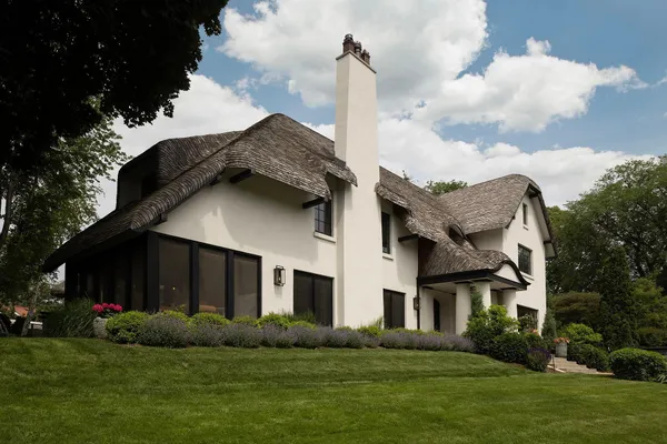 $4,599,000 | 2388 West Lake Of The Isles Parkway, Minneapolis, MN 55405