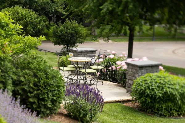 $4,599,000 | 2388 West Lake Of The Isles Parkway, Minneapolis, MN 55405