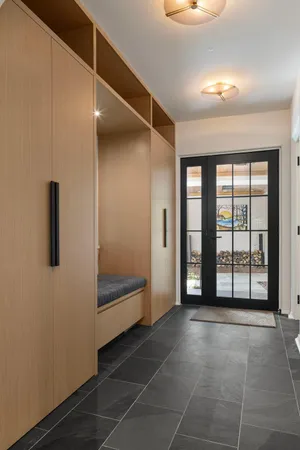 $4,599,000 | 2388 West Lake Of The Isles Parkway, Minneapolis, MN 55405