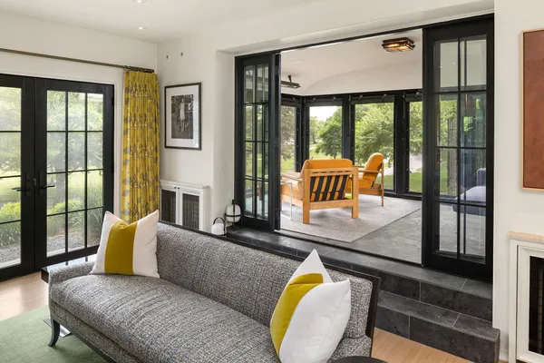 $4,599,000 | 2388 West Lake Of The Isles Parkway, Minneapolis, MN 55405