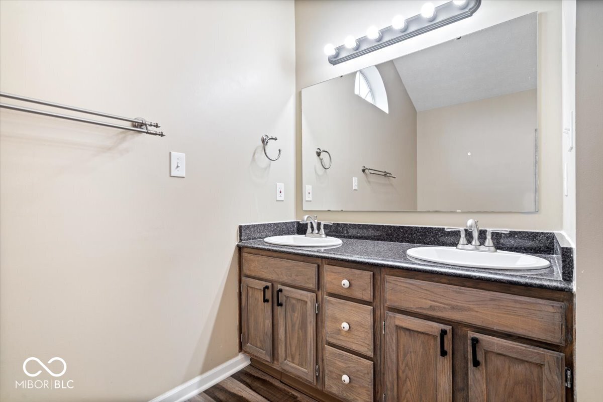 5727 Bold Ruler Drive Indianapolis, IN 46237 - Photo 20 of 27 Gallery Image 20