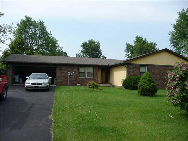 821 Weber Road Greenfield, IN 46140 - Photo 1 of 12 Gallery Image 1