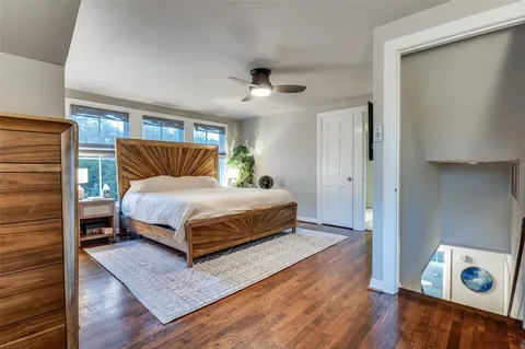 $665,000 | 2318 Barberry Drive, Dallas, TX 75211