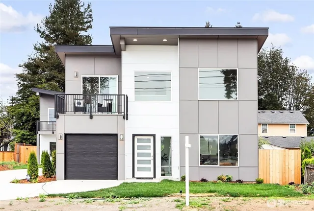 $549,950 | 846 Southwest 136th Street, Unit 1, Burien, WA 98166