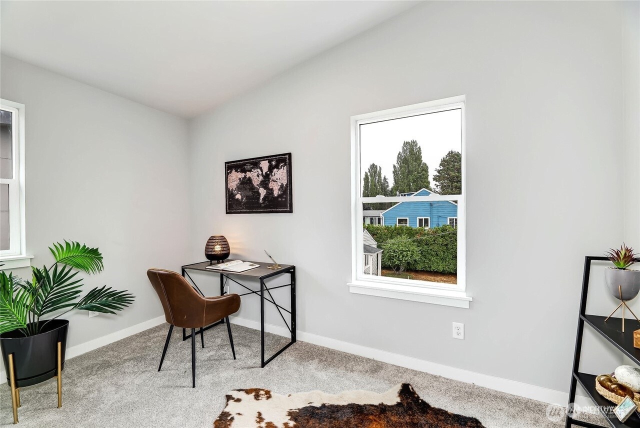 846 Southwest 136th Street, Unit 1 Burien, WA 98166 - Photo 10 of 17