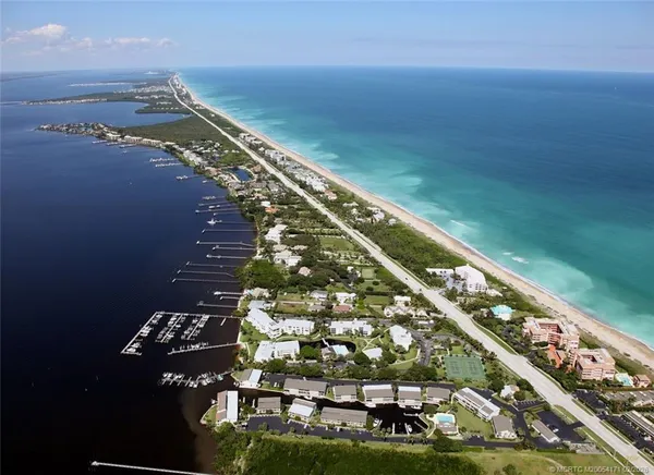 $3,600 | 1550 Northeast Ocean Boulevard, Unit C102, Jensen Beach, FL 34957