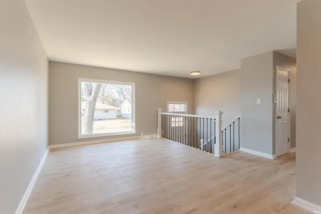 $269,900 | 5011 Manor Court, Evansville, IN 47710