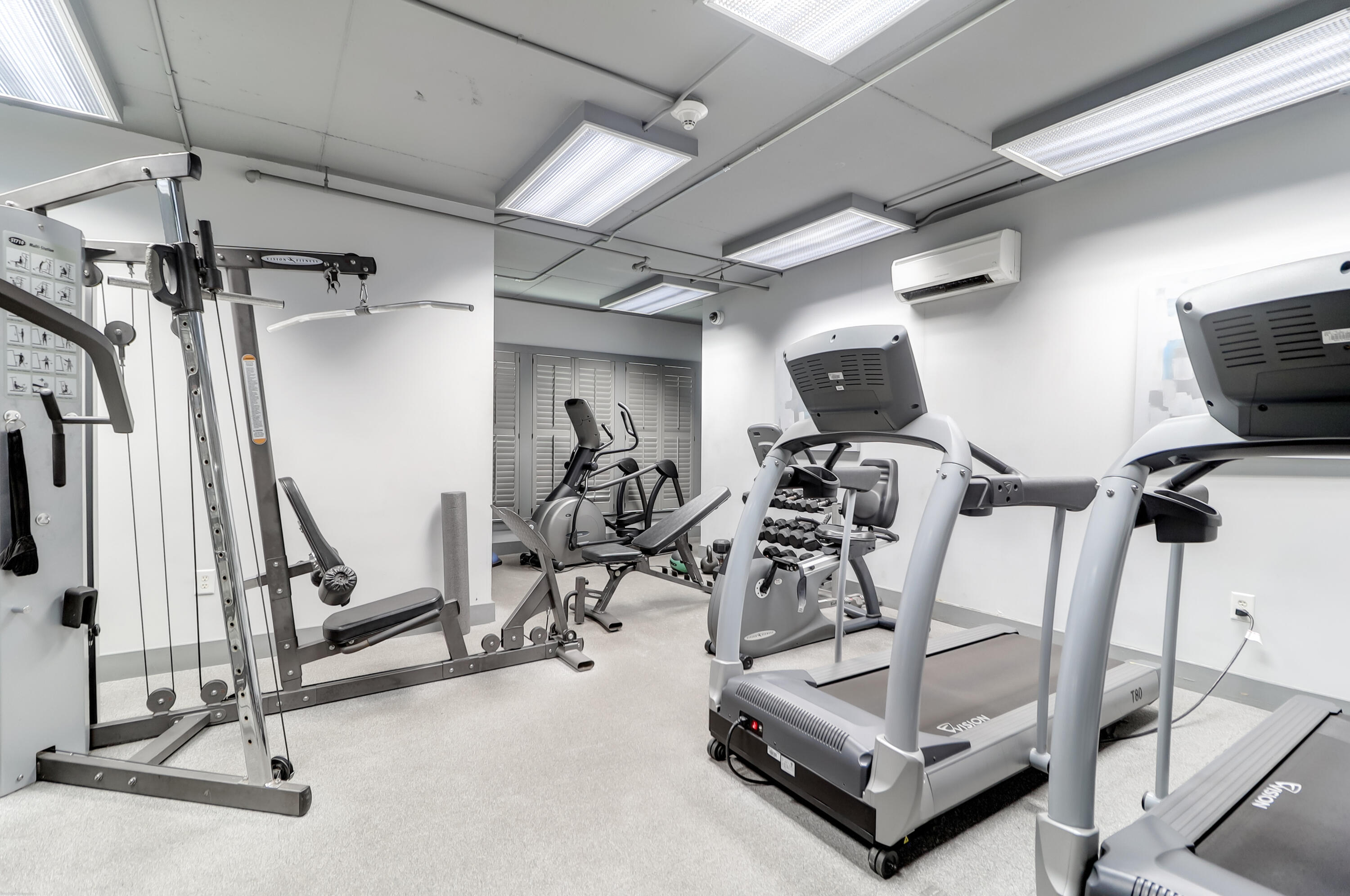 21 George Street, Unit 310 Charleston, SC 29401 - Photo 40 of 43 Work Out Room