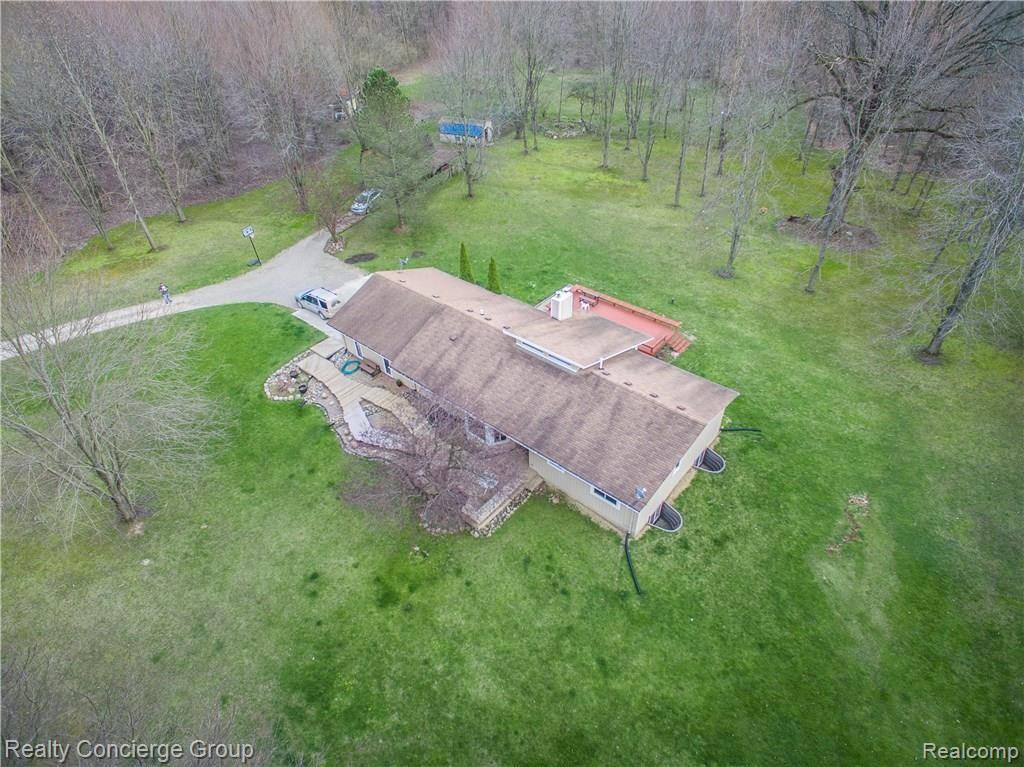 2549 Cinnamon Ridge Road Howell, MI 48855 - Photo 36 of 39 Cinnamon Ridge-49.jpg
