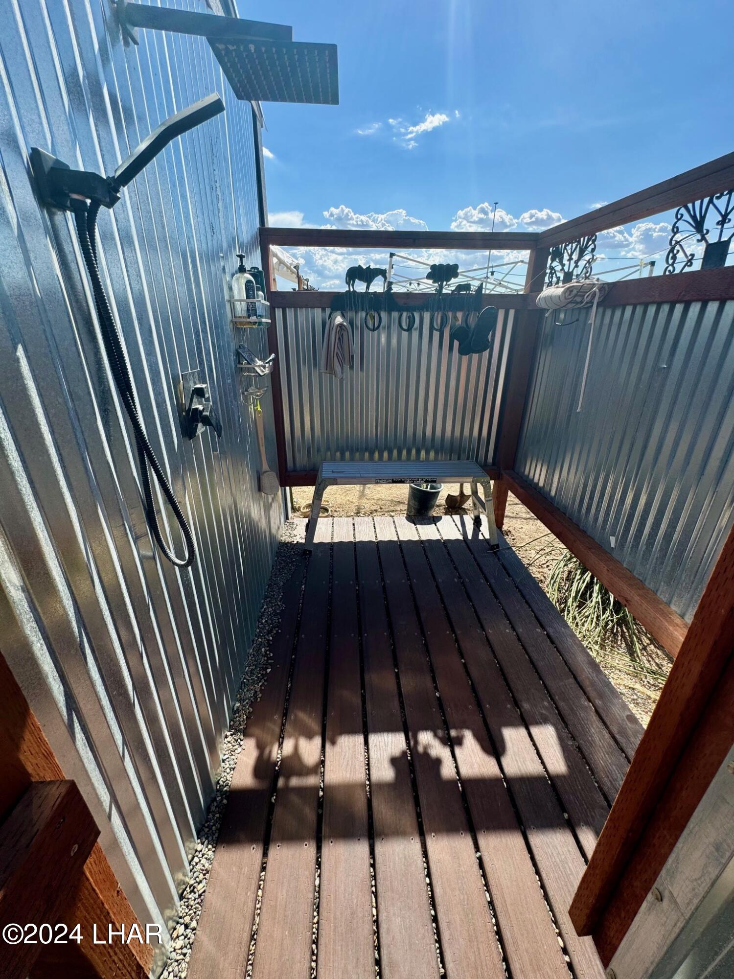 39880 McVay Road Salome, AZ 85348 - Photo 13 of 27 Deluxe Outdoor Shower