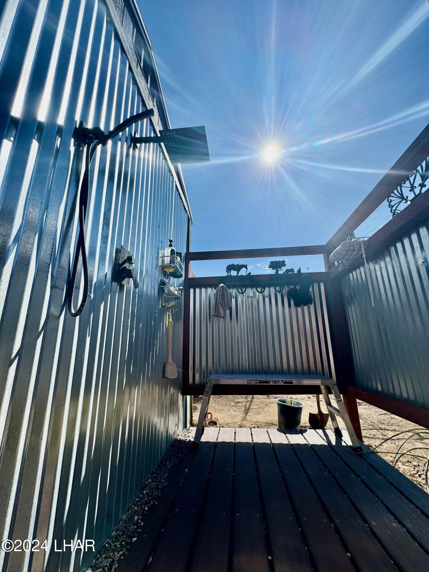 39880 McVay Road Salome, AZ 85348 - Photo 14 of 27 Deluxe Outdoor Shower