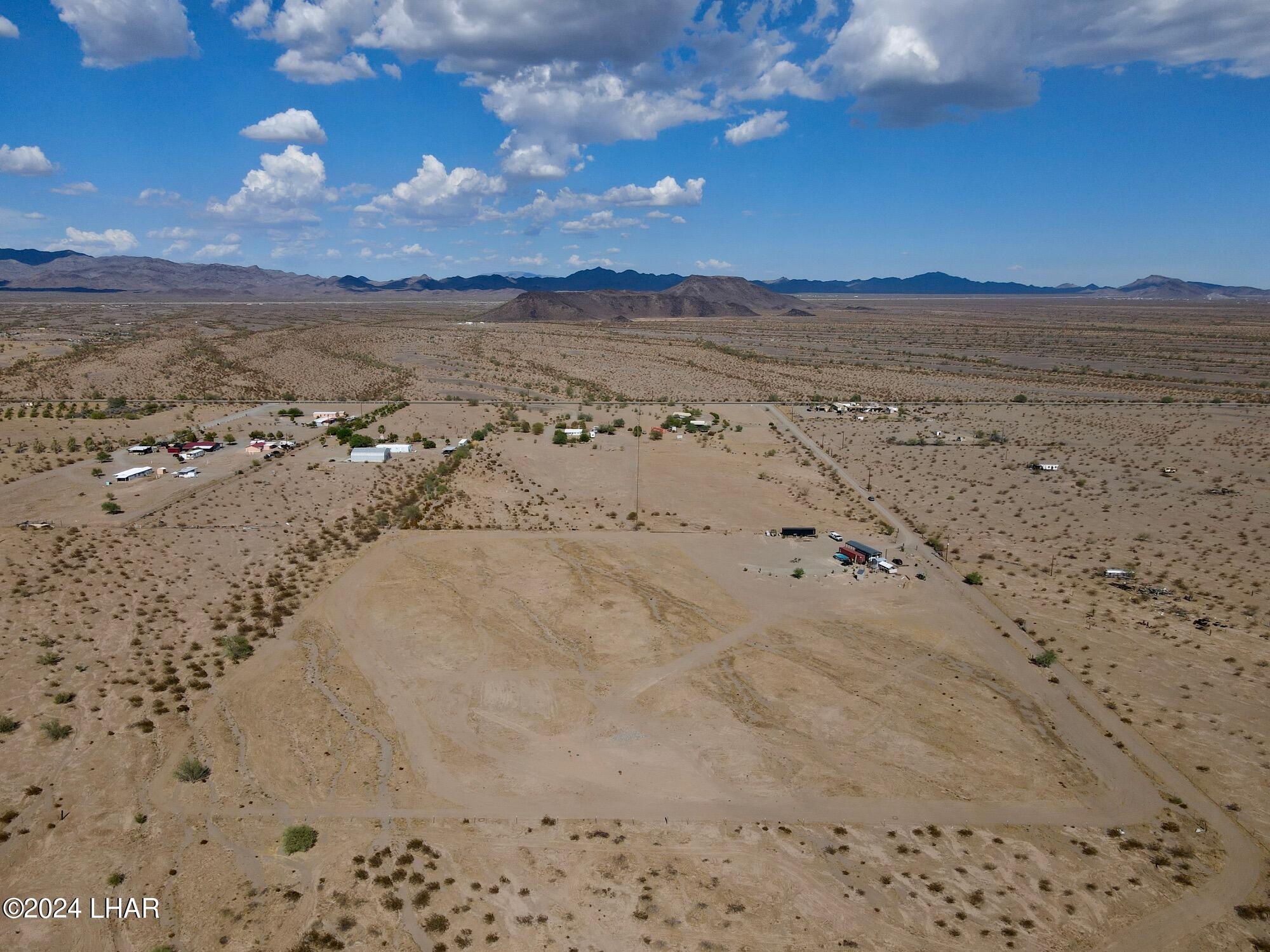 39880 McVay Road Salome, AZ 85348 - Photo 24 of 27 Looking East