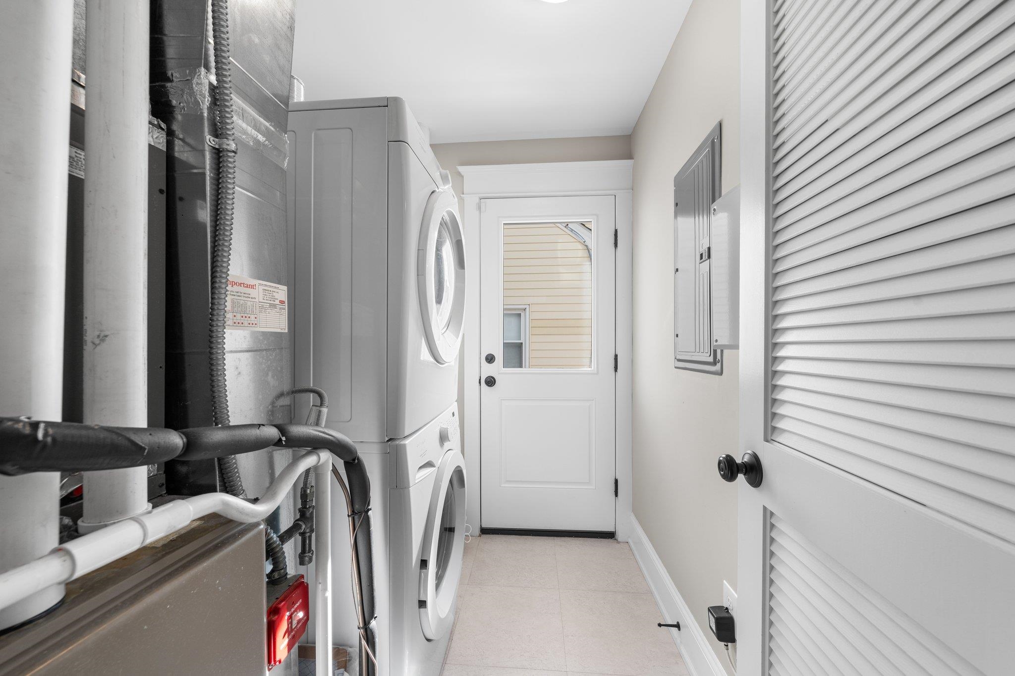 243 110th Street Stone Harbor, NJ 08247 - Photo 7 of 34 a view of a bedroom with gym equipment