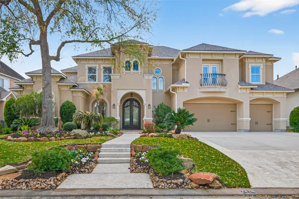 $950,000 | 7414 Day Hill Drive, Spring, TX 77379