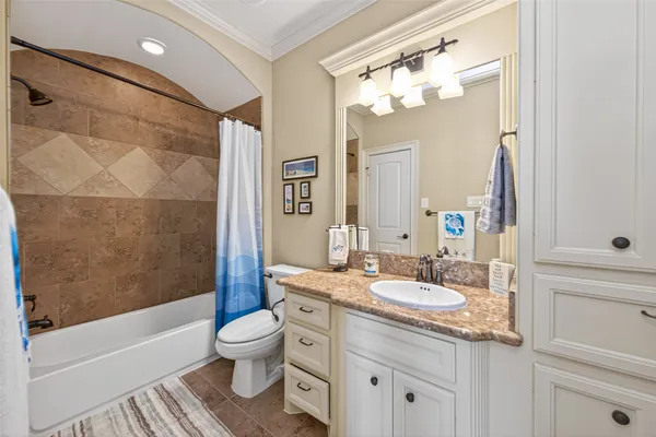 $950,000 | 7414 Day Hill Drive, Spring, TX 77379