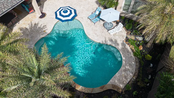 $950,000 | 7414 Day Hill Drive, Spring, TX 77379