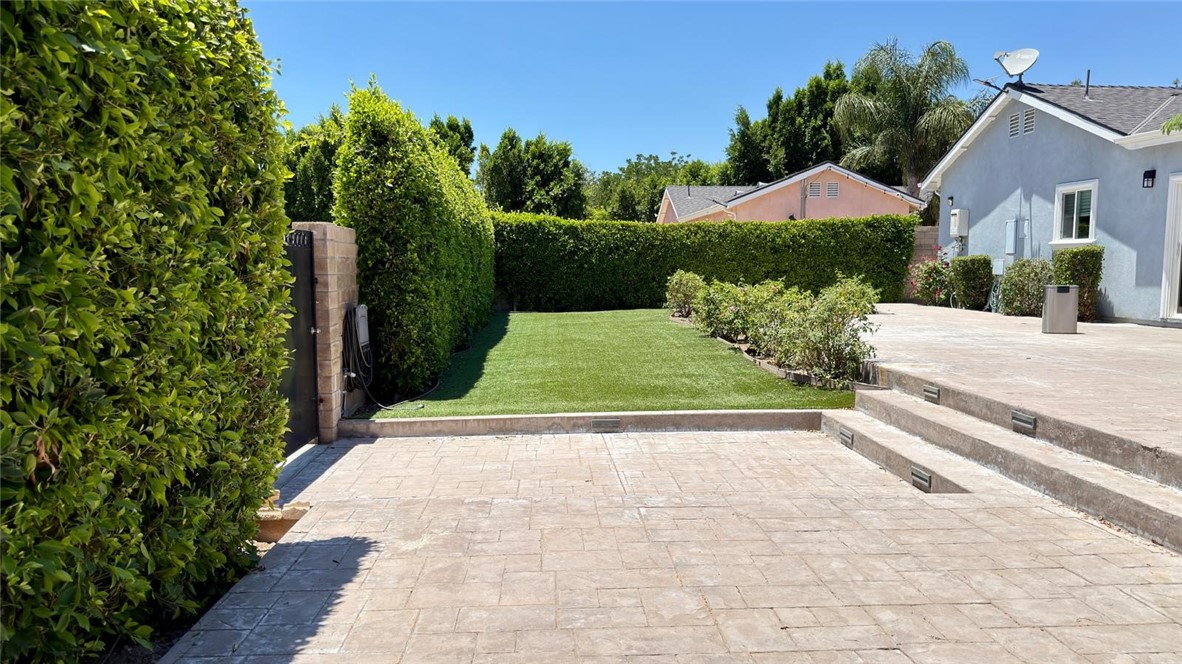 21224 West Rinaldi Chatsworth, CA 91311 - Photo 63 of 72