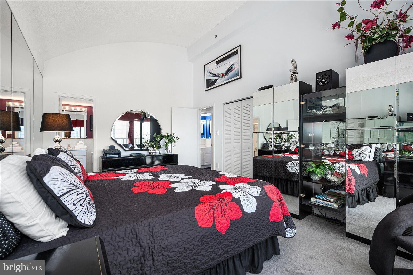 11000 Coastal Highway, Unit 2005 Ocean City, MD 21842 - Photo 15 of 47 Primary ensuite floral accents.