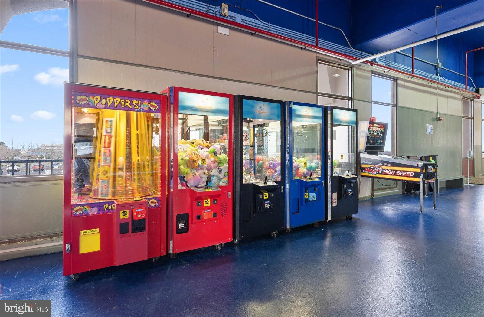 11000 Coastal Highway, Unit 2005 Ocean City, MD 21842 - Photo 38 of 47 Game Room