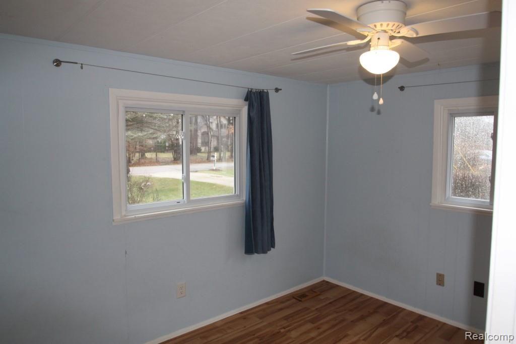 2736 Alger Road Port Huron, MI 48060 - Photo 11 of 21 Gallery Image 11