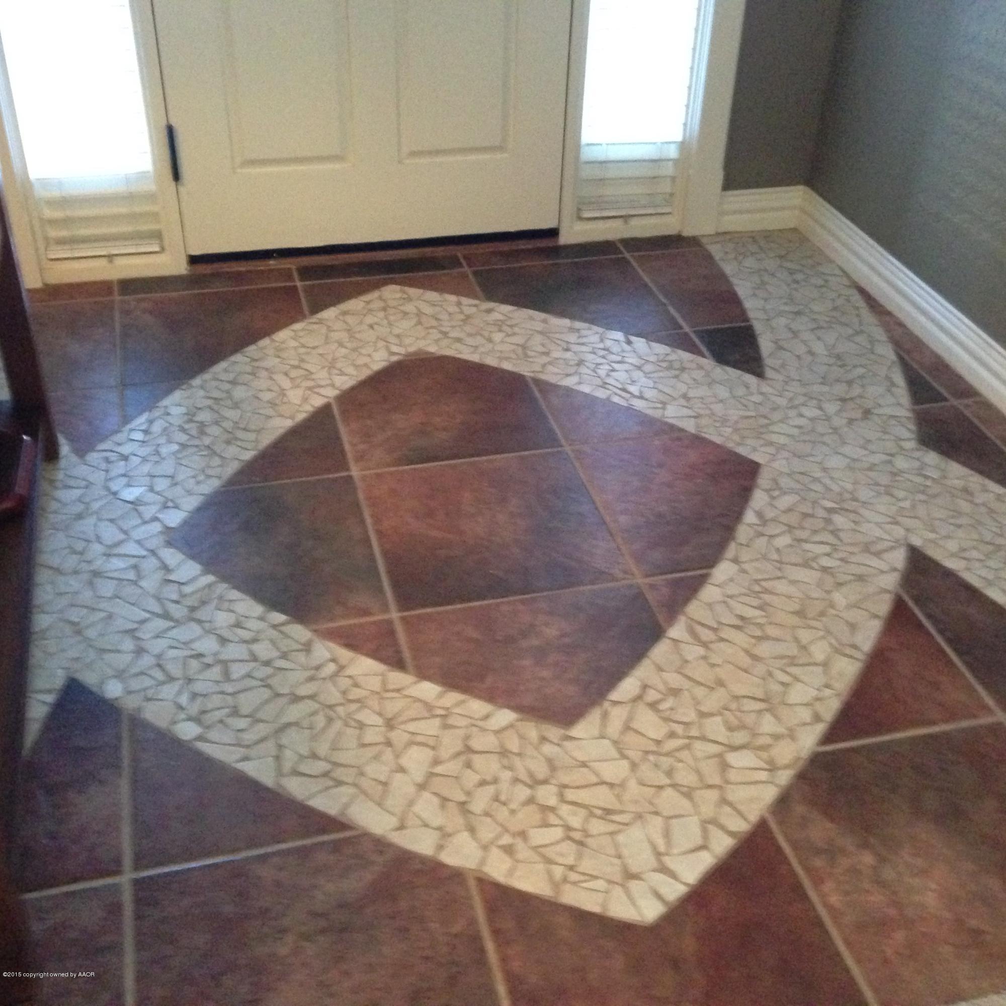 6006 Riley Elizabeth Drive Amarillo, TX 79119 - Photo 15 of 42 floor in entry