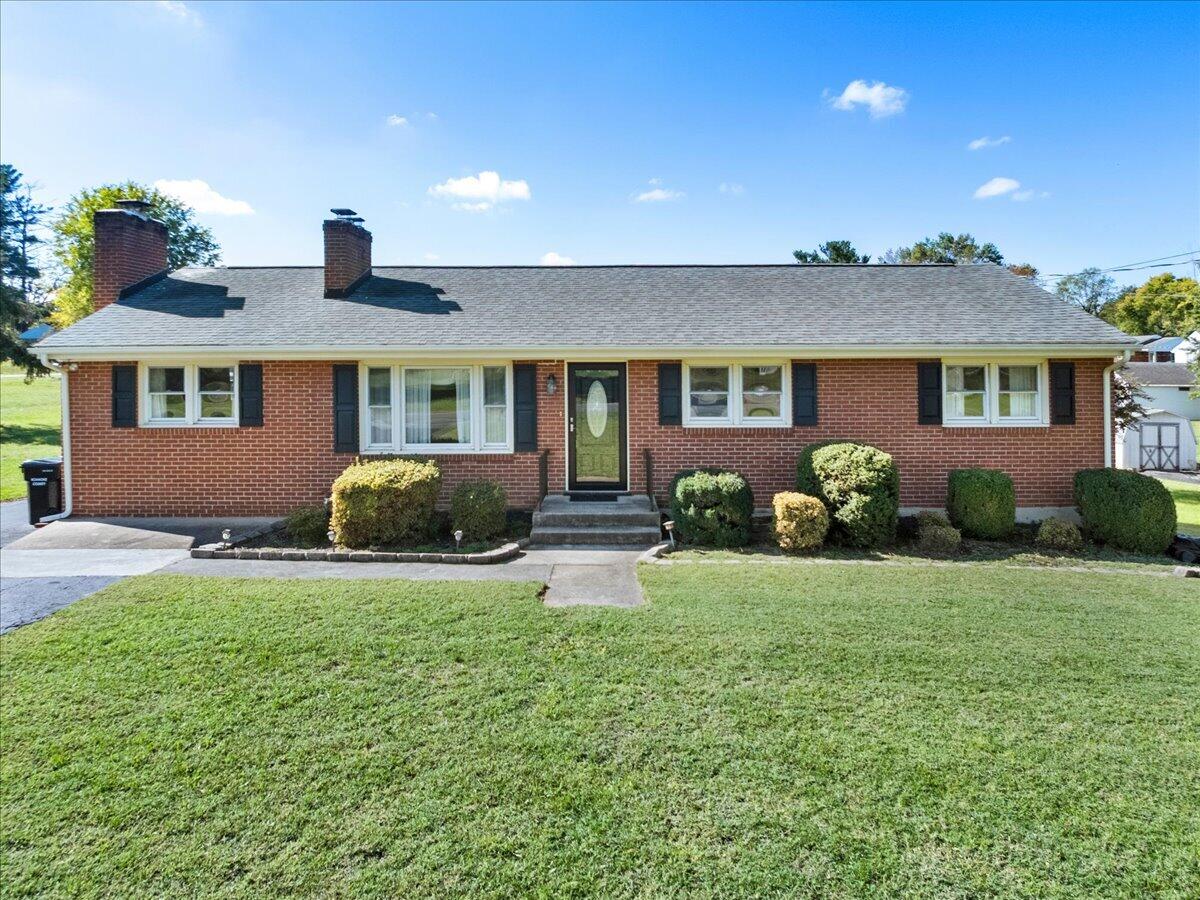 7612 Barrens Road Roanoke, VA 24019 - Photo 7 of 66 06-DJI_20261006110107_0005_D