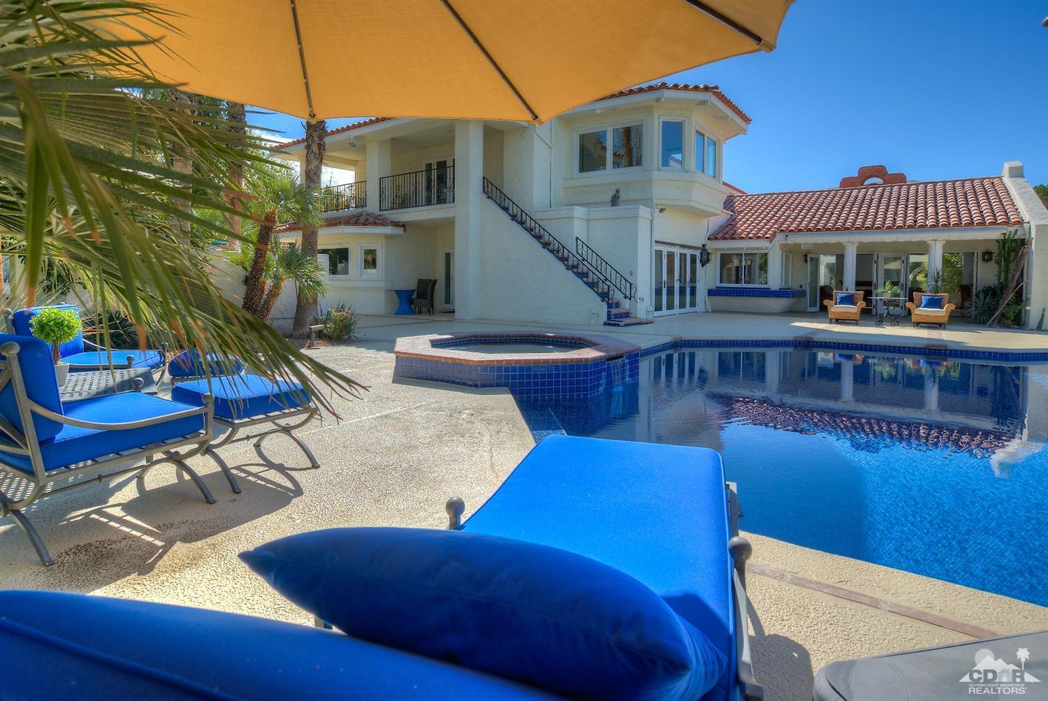 2 Vista Santa Rosa Rancho Mirage, CA 92270 - Photo 5 of 60 a view of a chairs and table in the patio