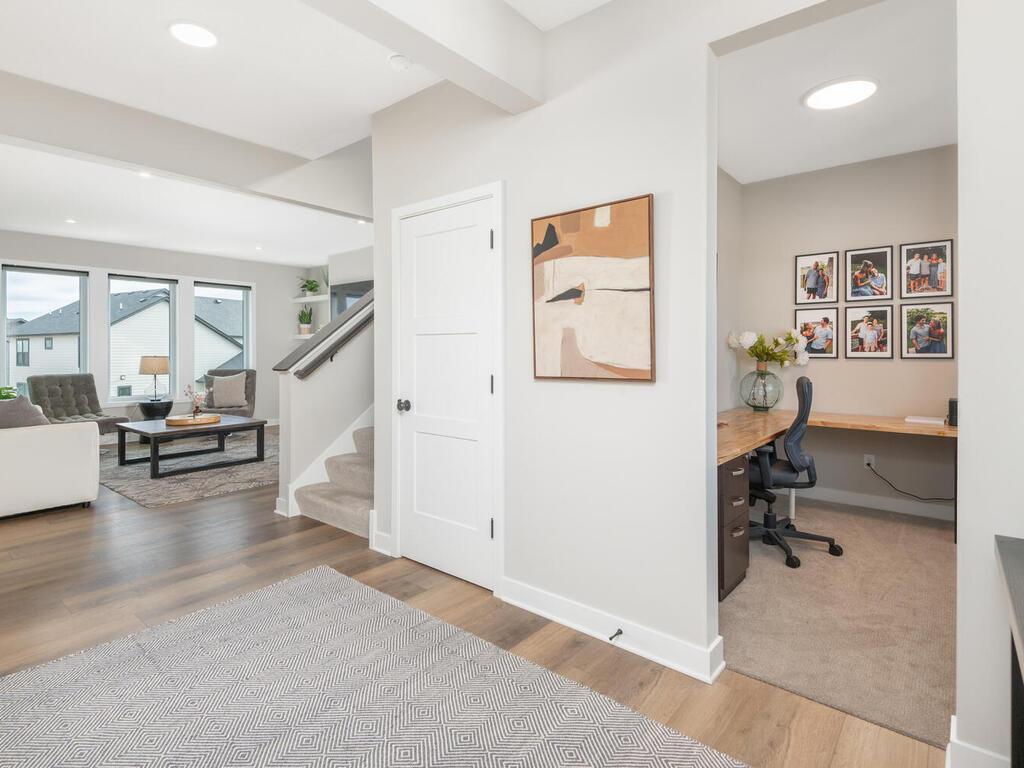 10060 High Point Drive Victoria, MN 55318 - Photo 6 of 55