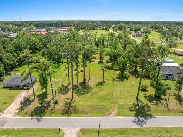 $95,000 | 808 West 4th Street, Dequincy, LA 70633