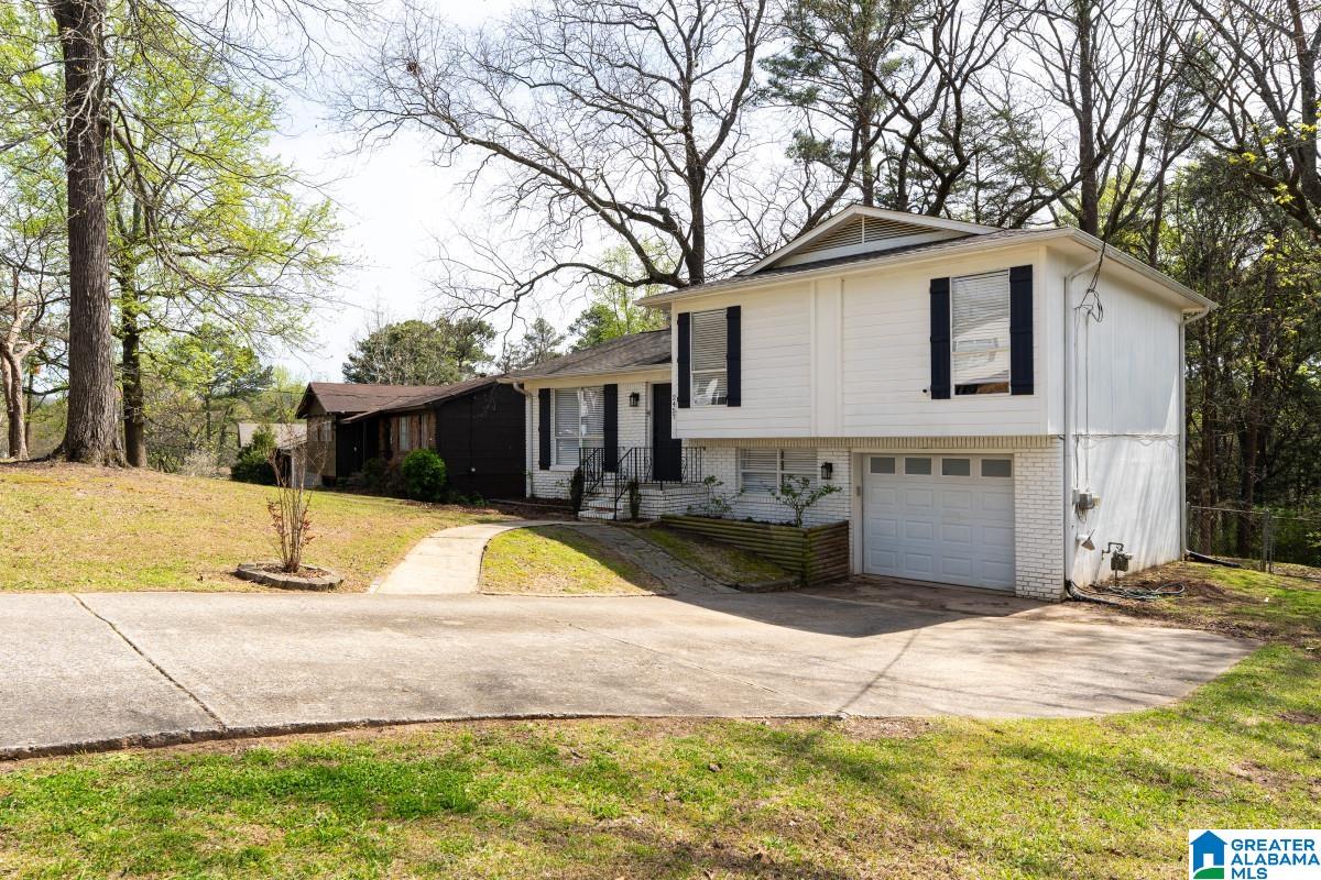 2457 Watson Road Birmingham, AL 35235 - Photo 2 of 21