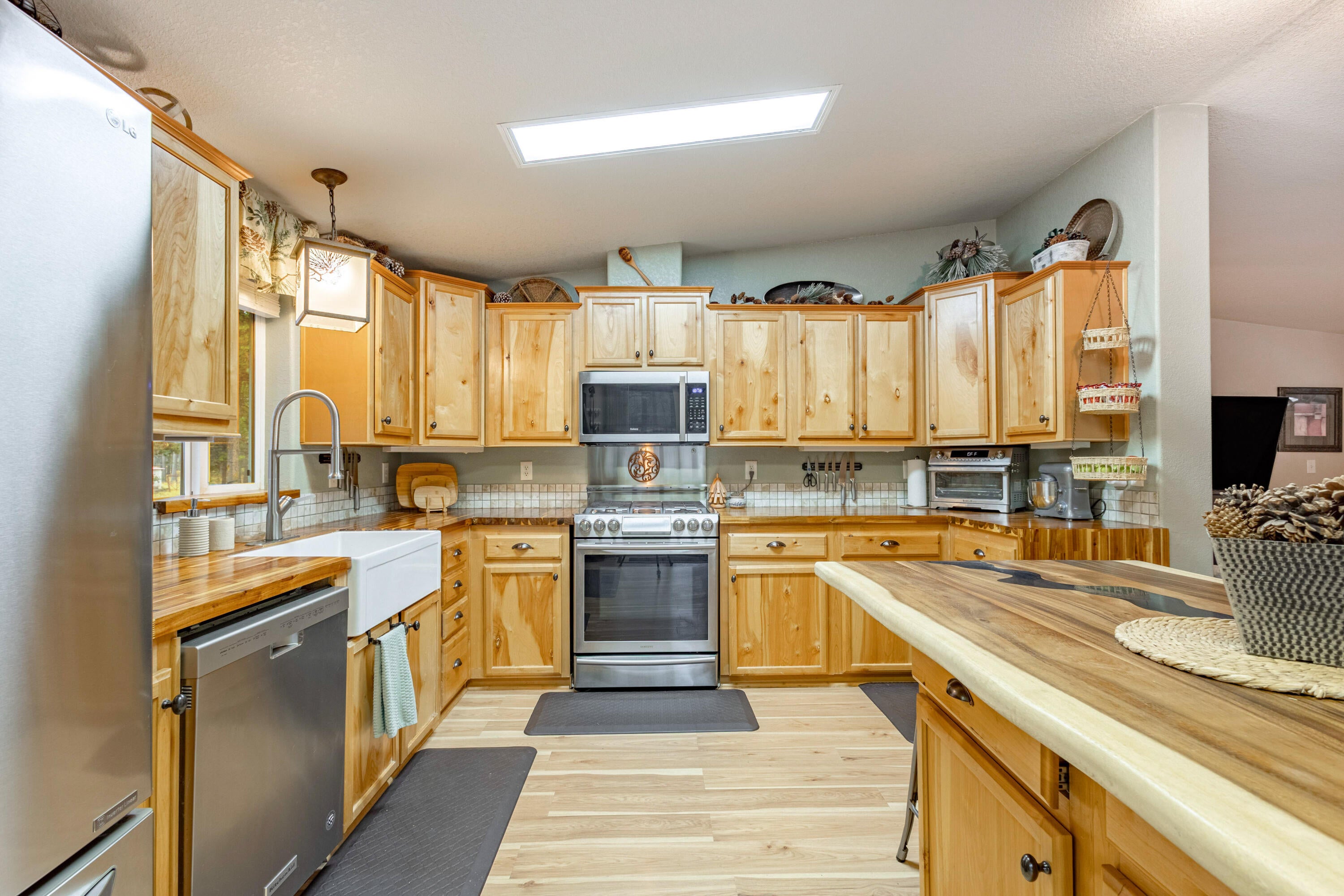 16911 Indigo Road Bend, OR 97707 - Photo 7 of 53 07