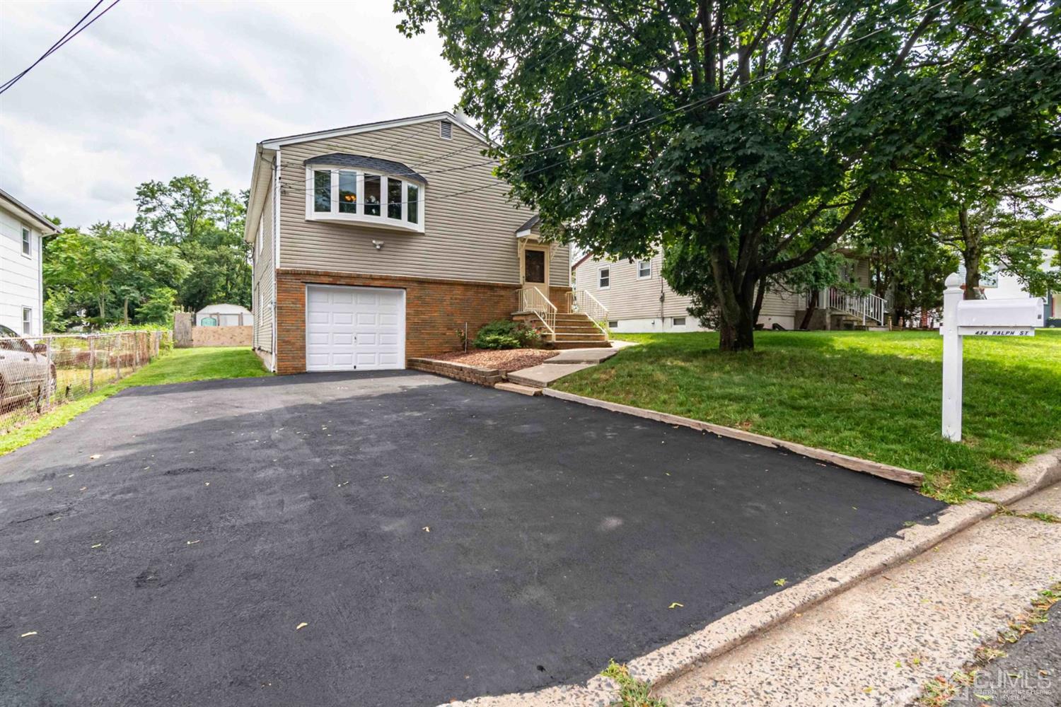 434 Ralph Street Somerset, NJ 08873 - Photo 1 of 20 Gallery Image 1