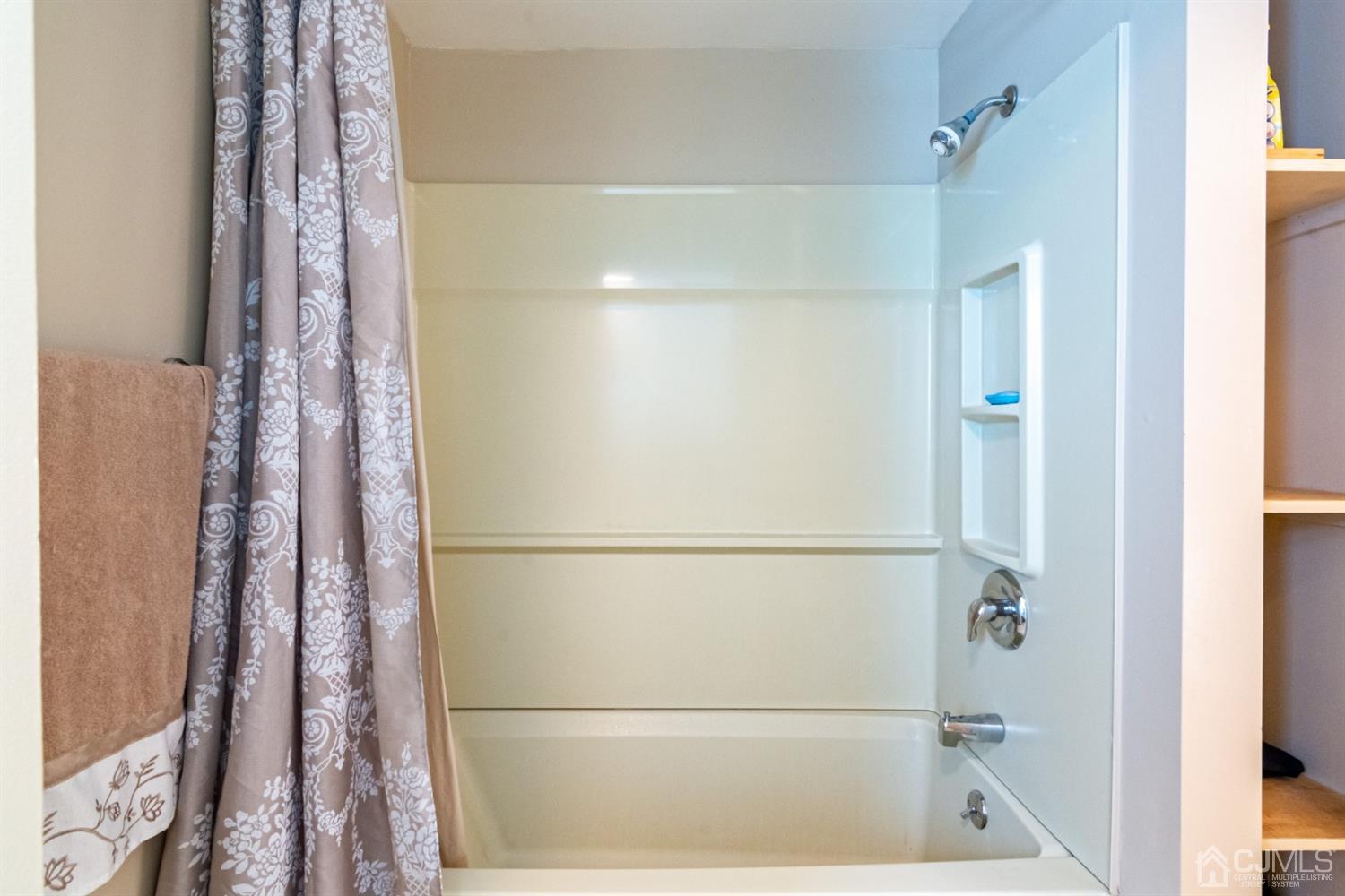 434 Ralph Street Somerset, NJ 08873 - Photo 11 of 20 Gallery Image 11