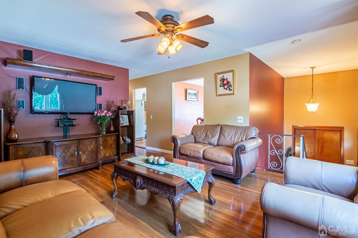 434 Ralph Street Somerset, NJ 08873 - Photo 4 of 20 Gallery Image 4