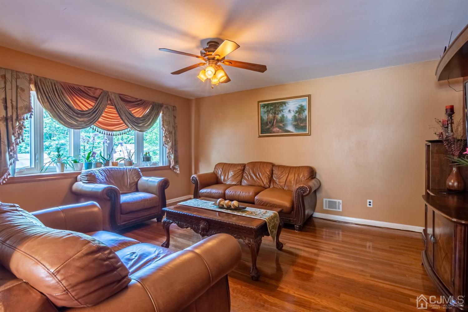 434 Ralph Street Somerset, NJ 08873 - Photo 5 of 20 Gallery Image 5