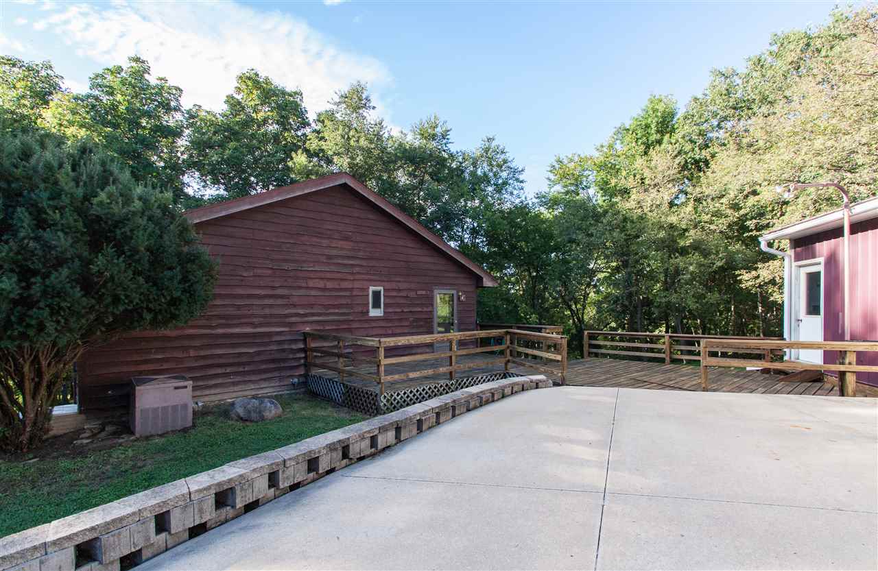 2570 Sugar Bottom Road Northeast Solon, IA 52333 - Photo 7 of 20 Gallery Image 7