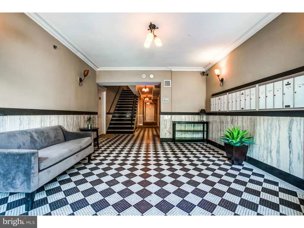 1438 Columbia Road Northwest, Unit 303 Washington, DC 20009 - Photo 2 of 6 View