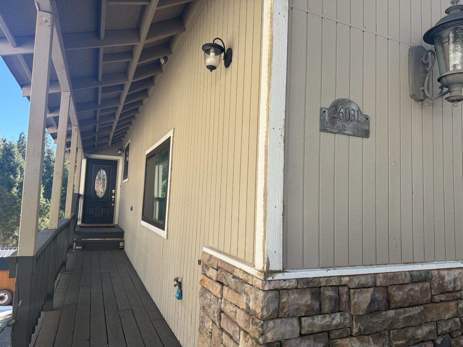 26031 Long Barn Road Long Barn, CA 95335 - Photo 3 of 40