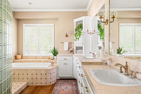 $1,995,000 | 6628 Dogwood Creek Drive, Austin, TX 78746