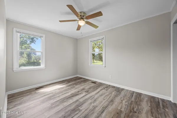 $1,050 | 332-334 Starling Street, Jacksonville, NC 28540