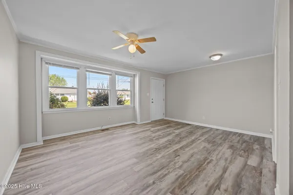 $1,050 | 332-334 Starling Street, Jacksonville, NC 28540