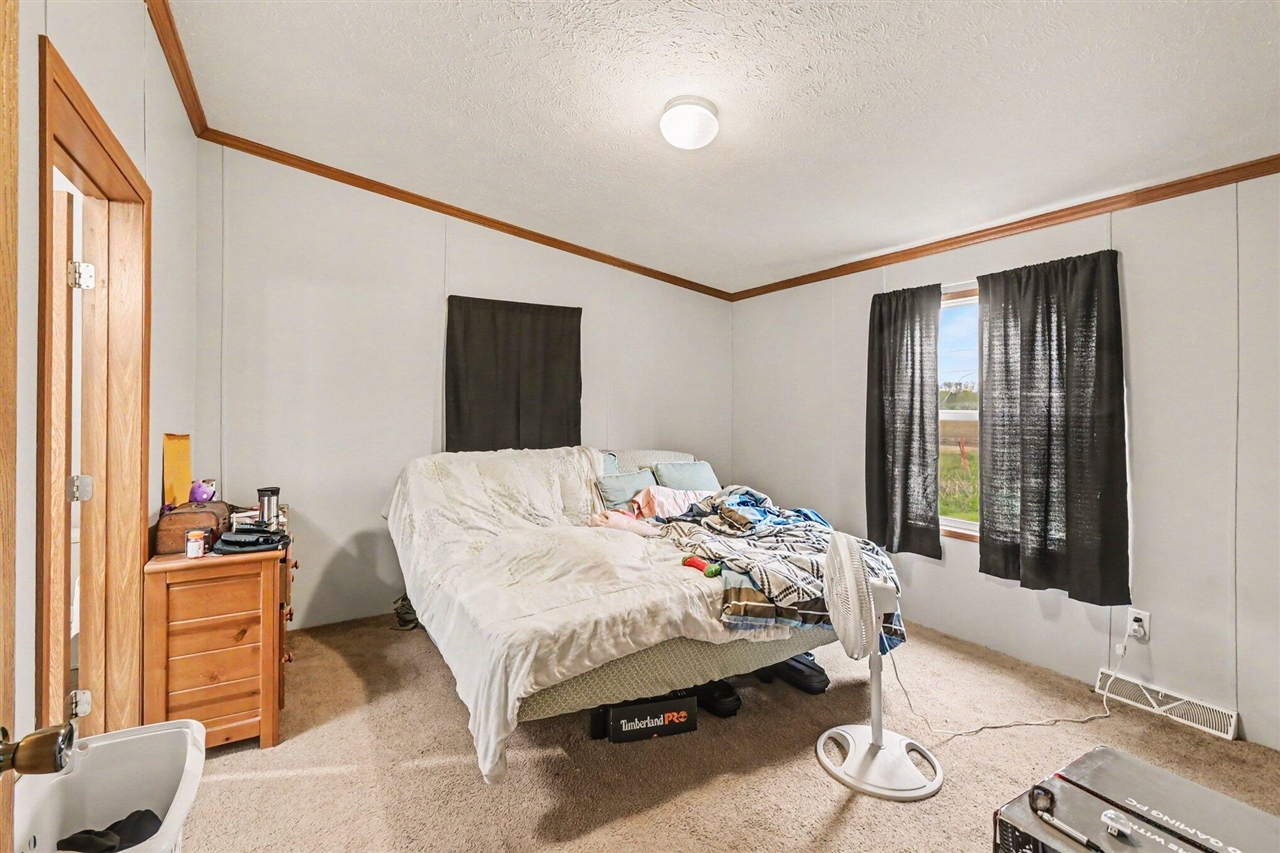 10952 Frost Road Portland, MI 48875 - Photo 12 of 21